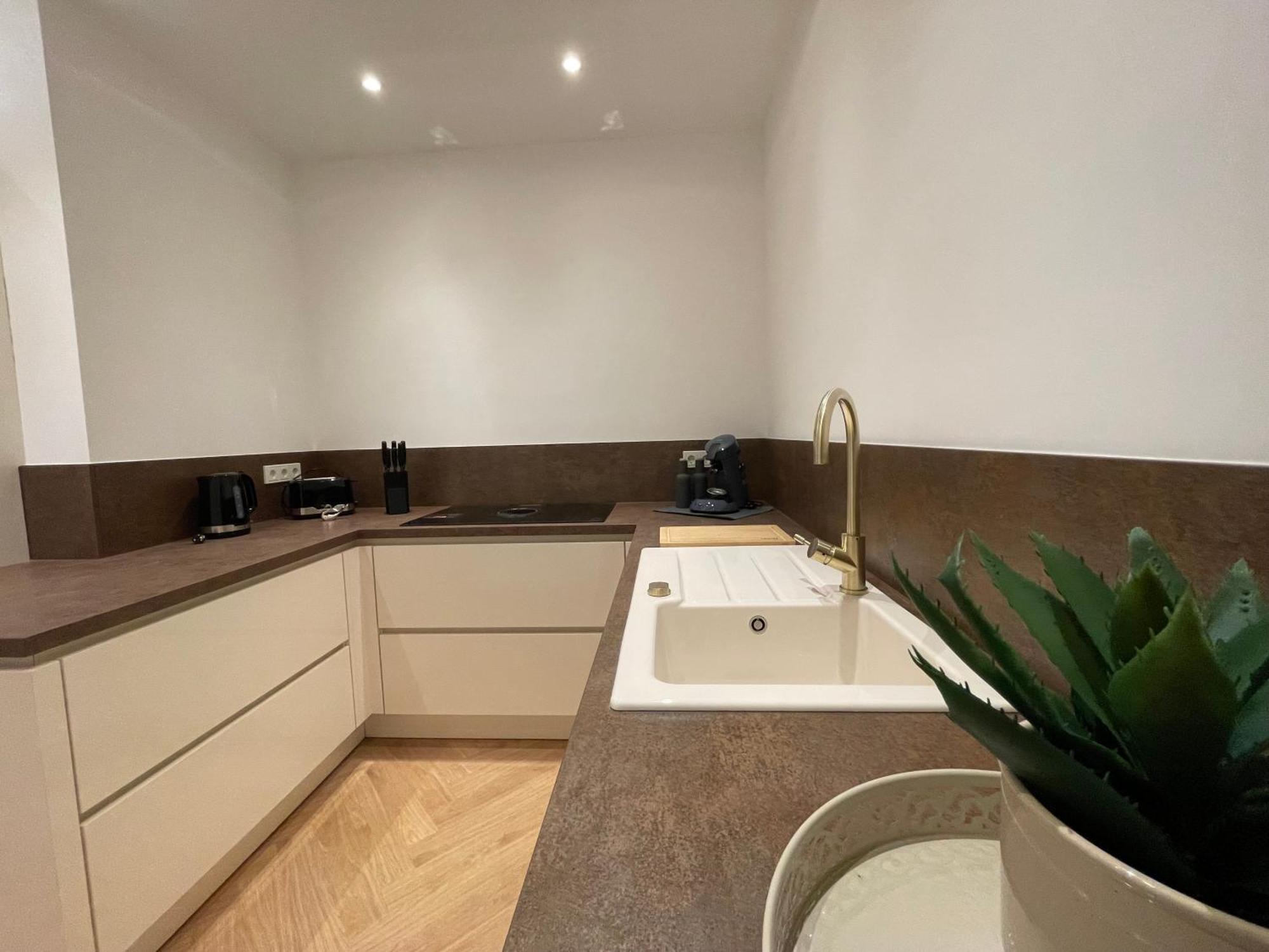 Luxurioese Ferienwohnung Mit Wellness Oase 萨尔堡 外观 照片