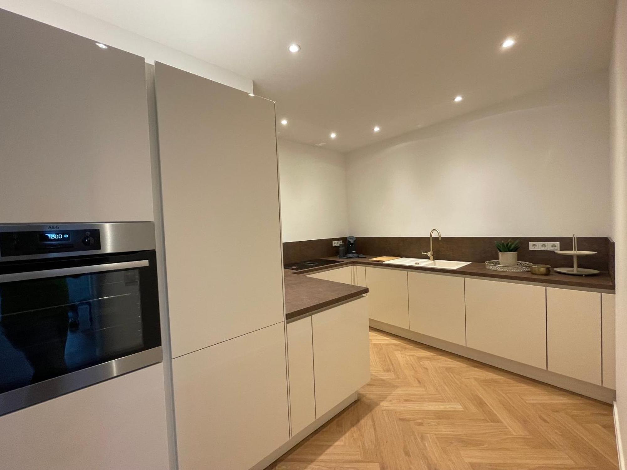 Luxurioese Ferienwohnung Mit Wellness Oase 萨尔堡 外观 照片