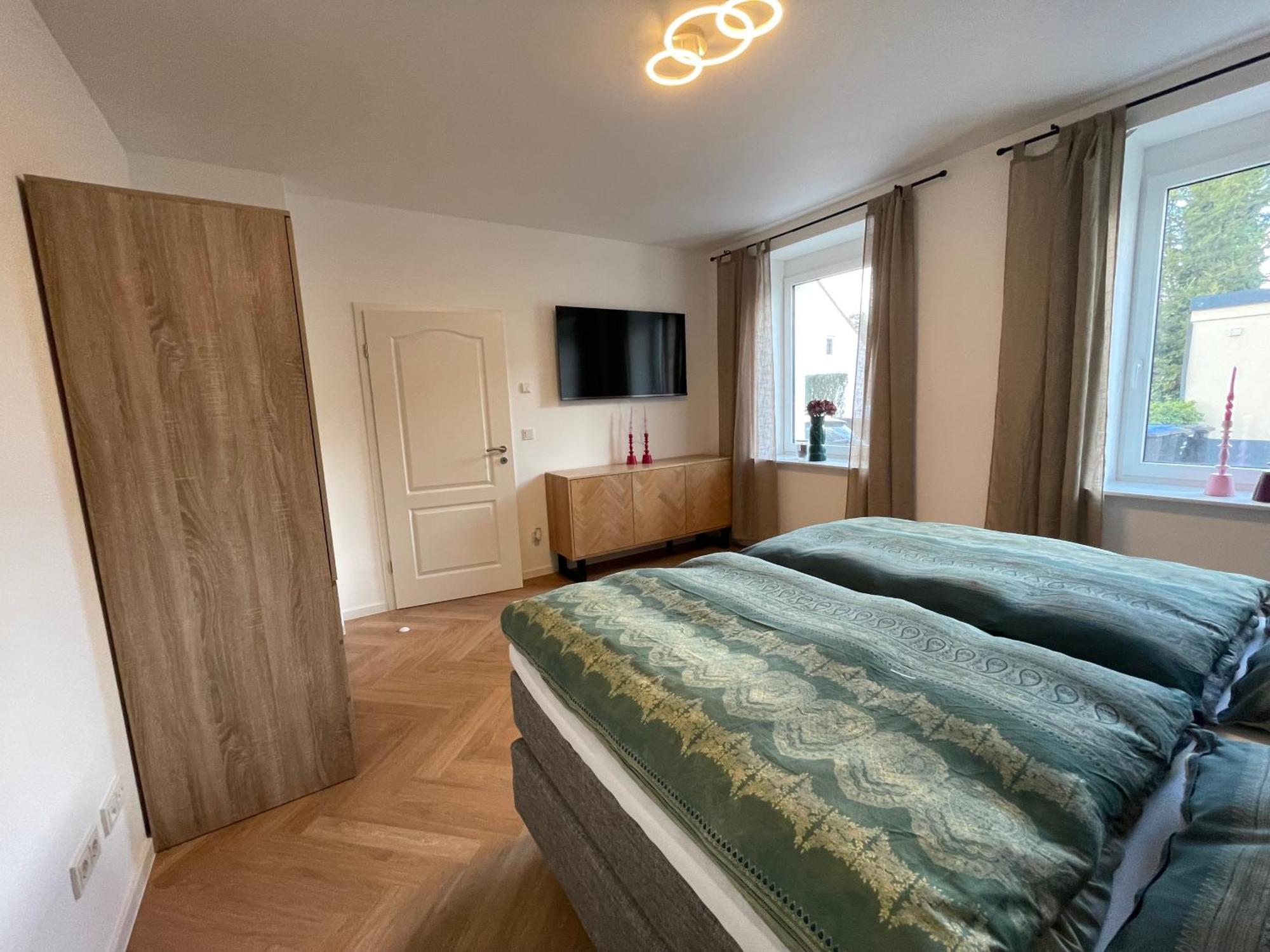 Luxurioese Ferienwohnung Mit Wellness Oase 萨尔堡 外观 照片