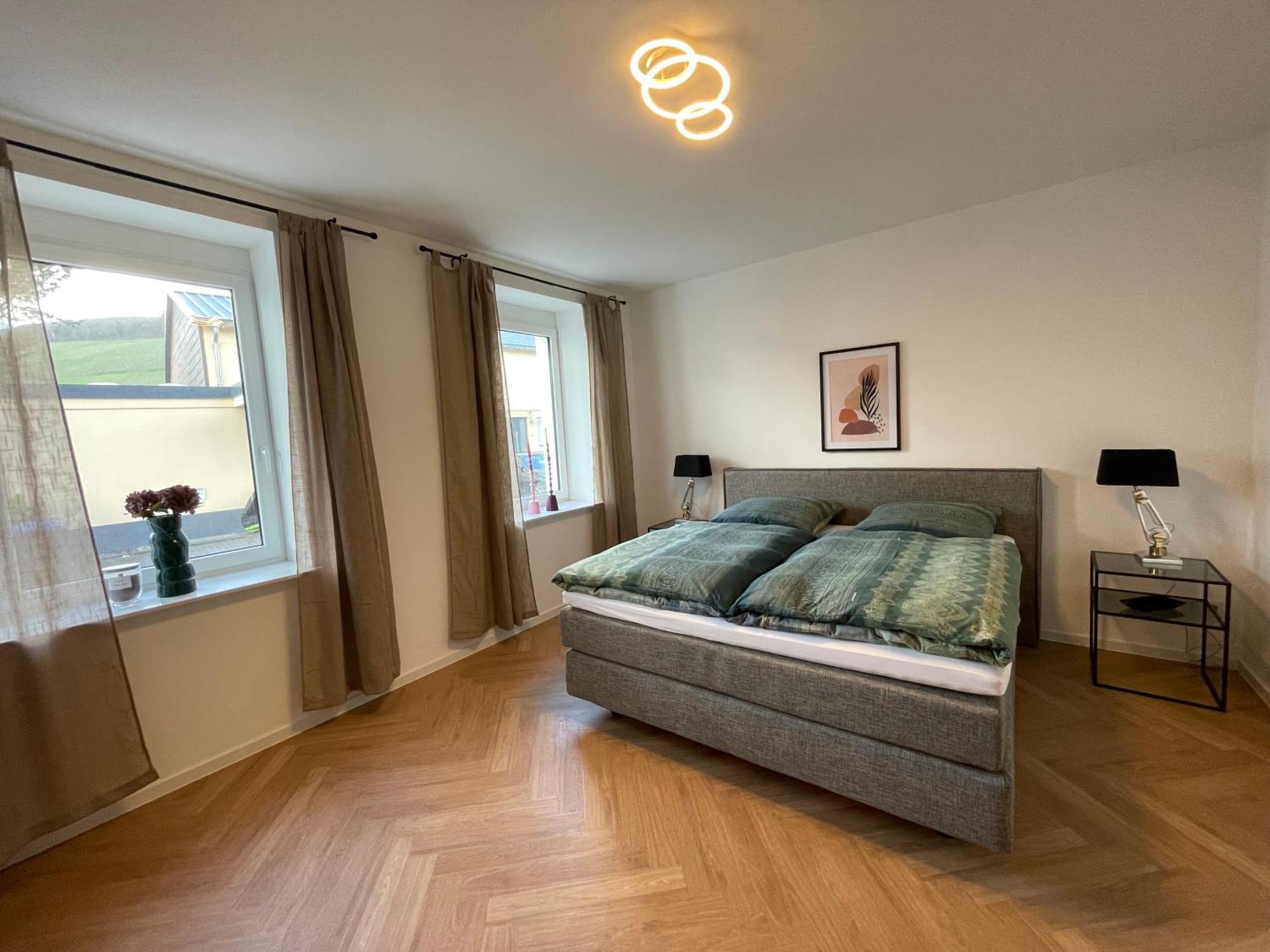Luxurioese Ferienwohnung Mit Wellness Oase 萨尔堡 外观 照片