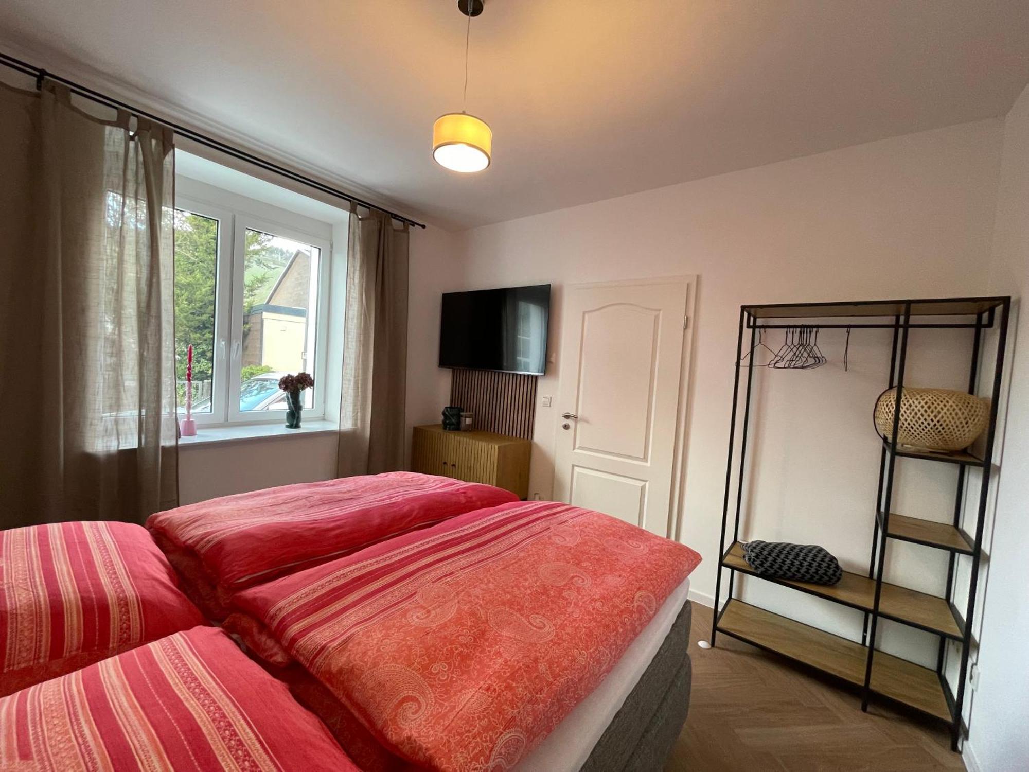 Luxurioese Ferienwohnung Mit Wellness Oase 萨尔堡 外观 照片